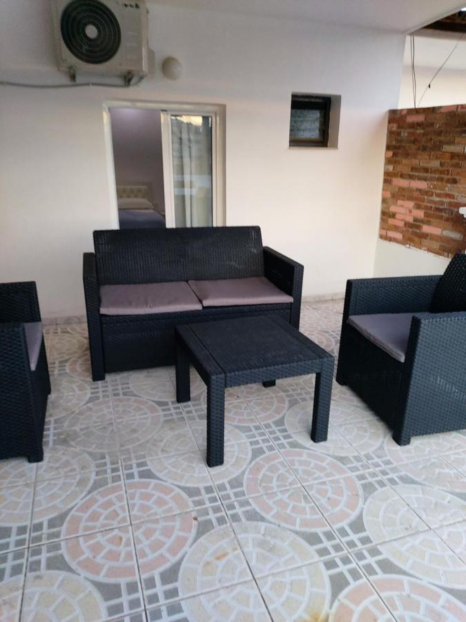 Vintage Apartment Sarandë Eksteriør bilde